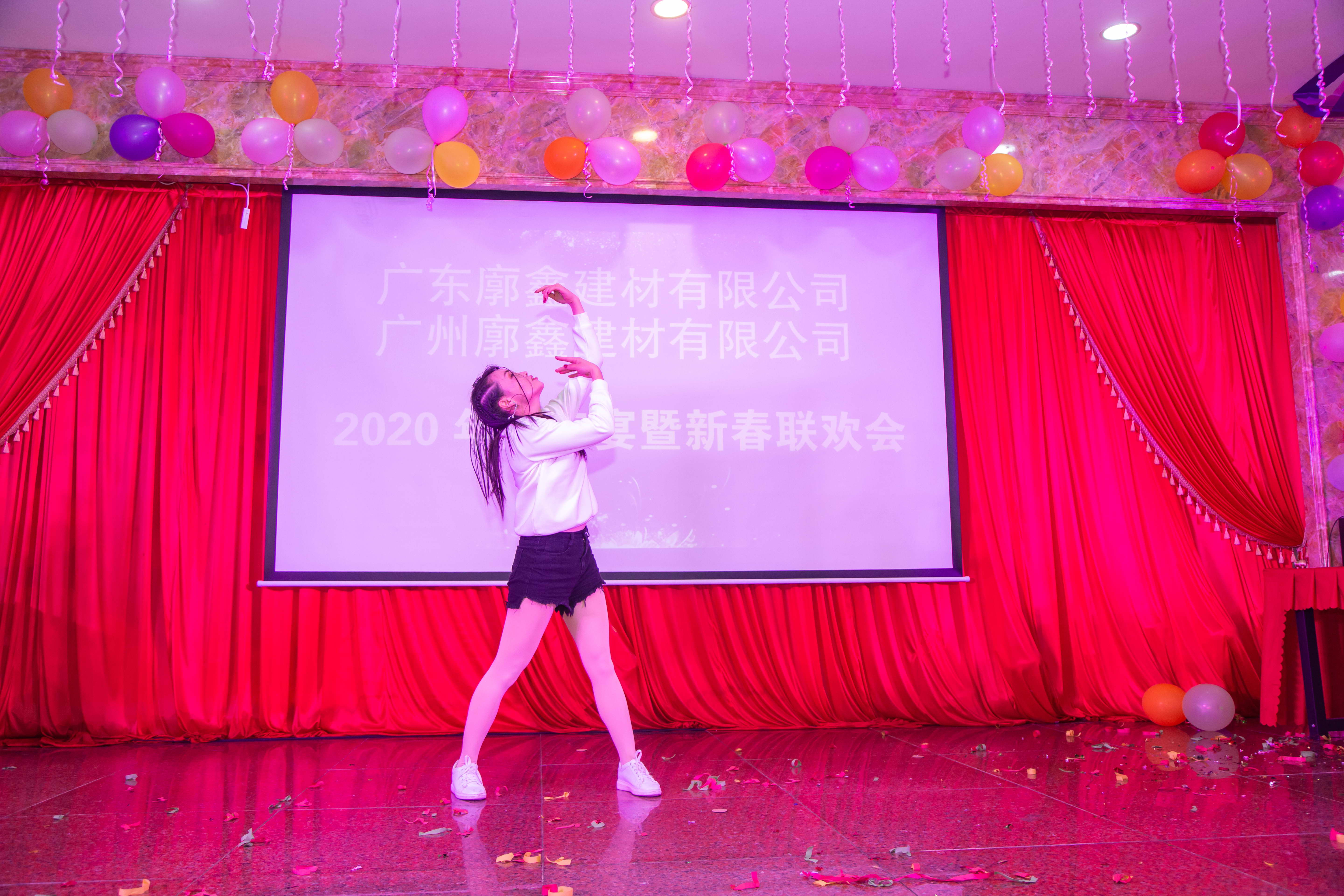 ab9fd97c8110e9a41e8258852f65575b.jpg